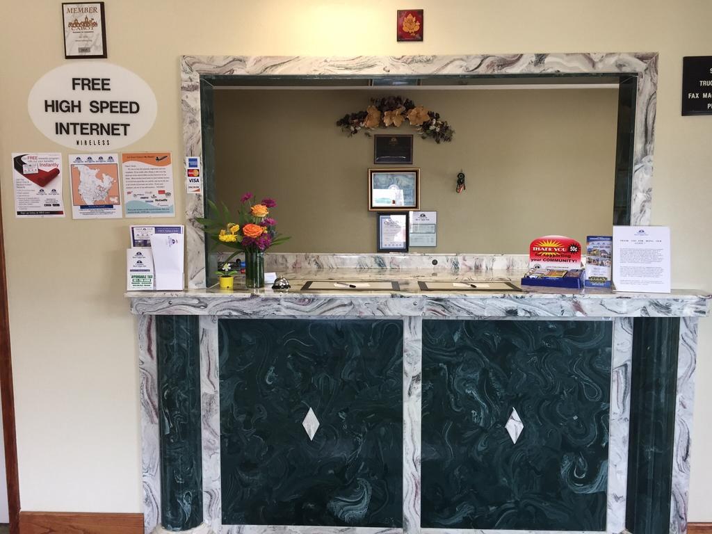 Americas Best Value Inn Cabot Buitenkant foto