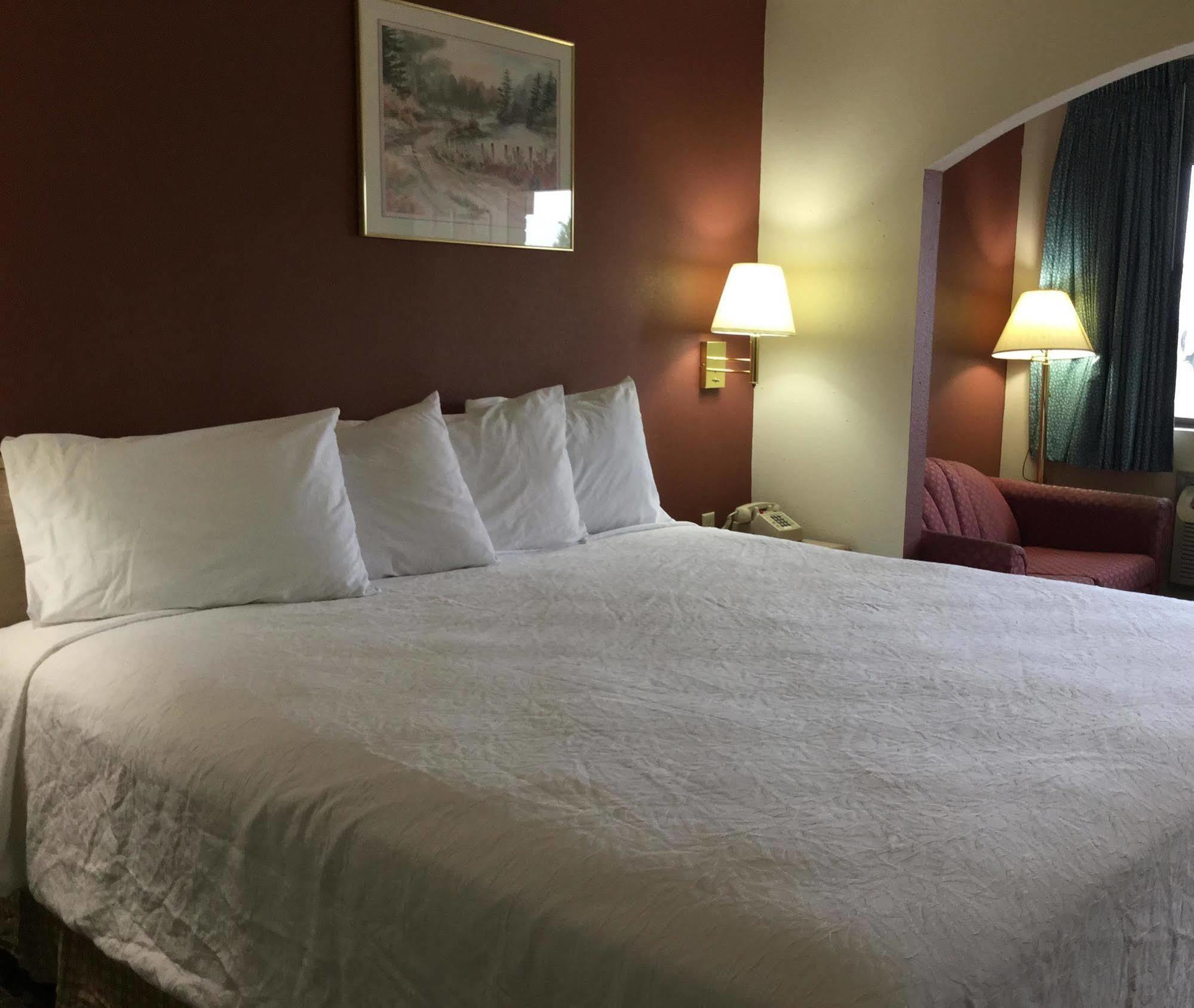 Americas Best Value Inn Cabot Buitenkant foto