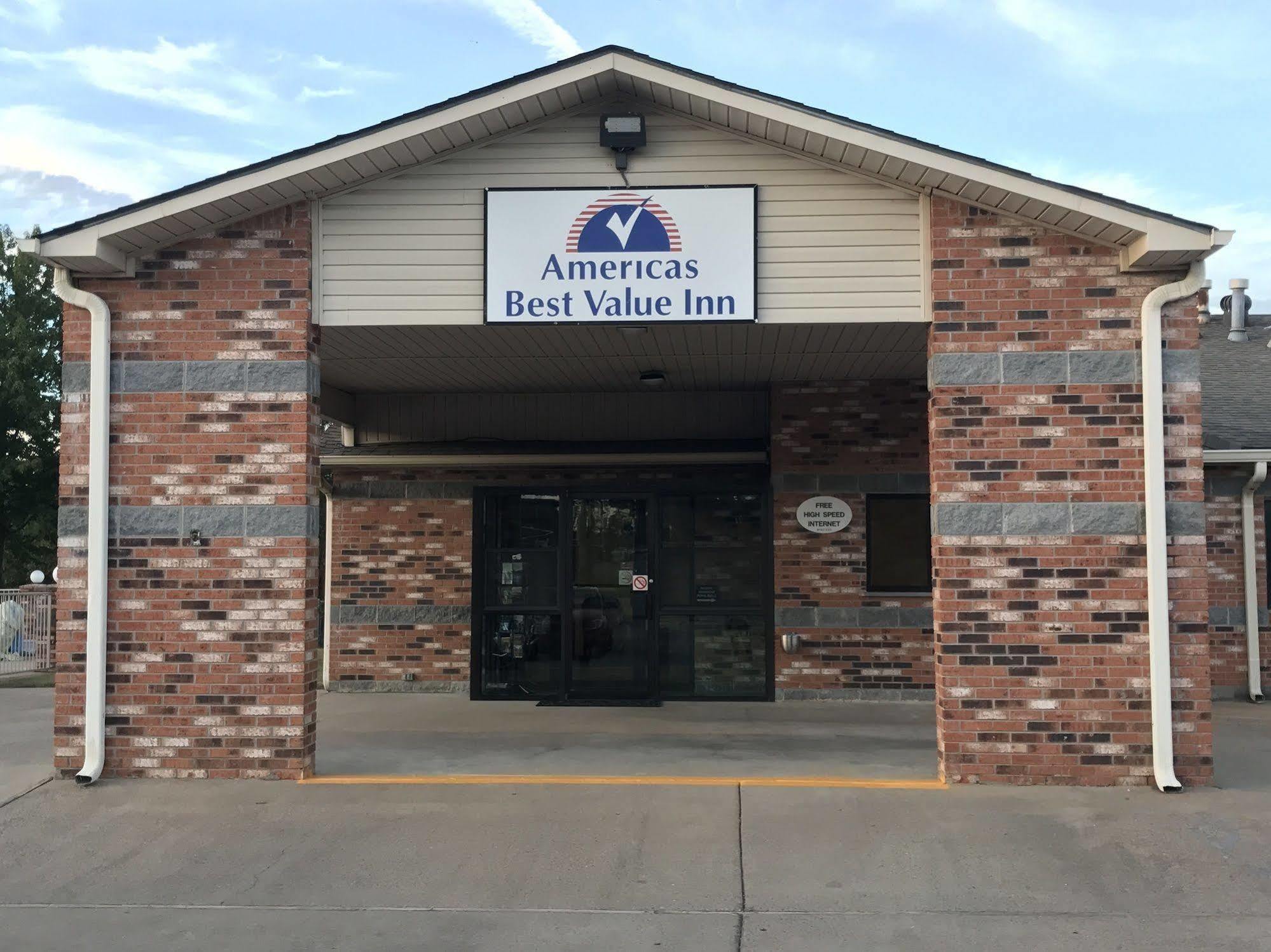 Americas Best Value Inn Cabot Buitenkant foto